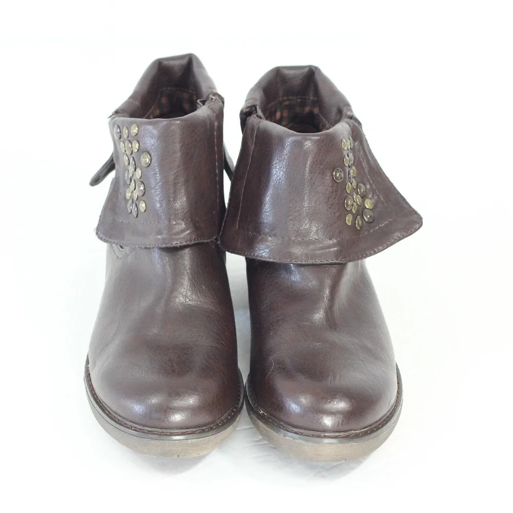 Baretraps Brown Boots sz 9 Women Moto Booties faux leather Shoes